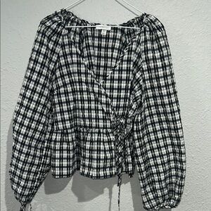 Topshop Black & White Blouse Puff Sleeves and Tie Front